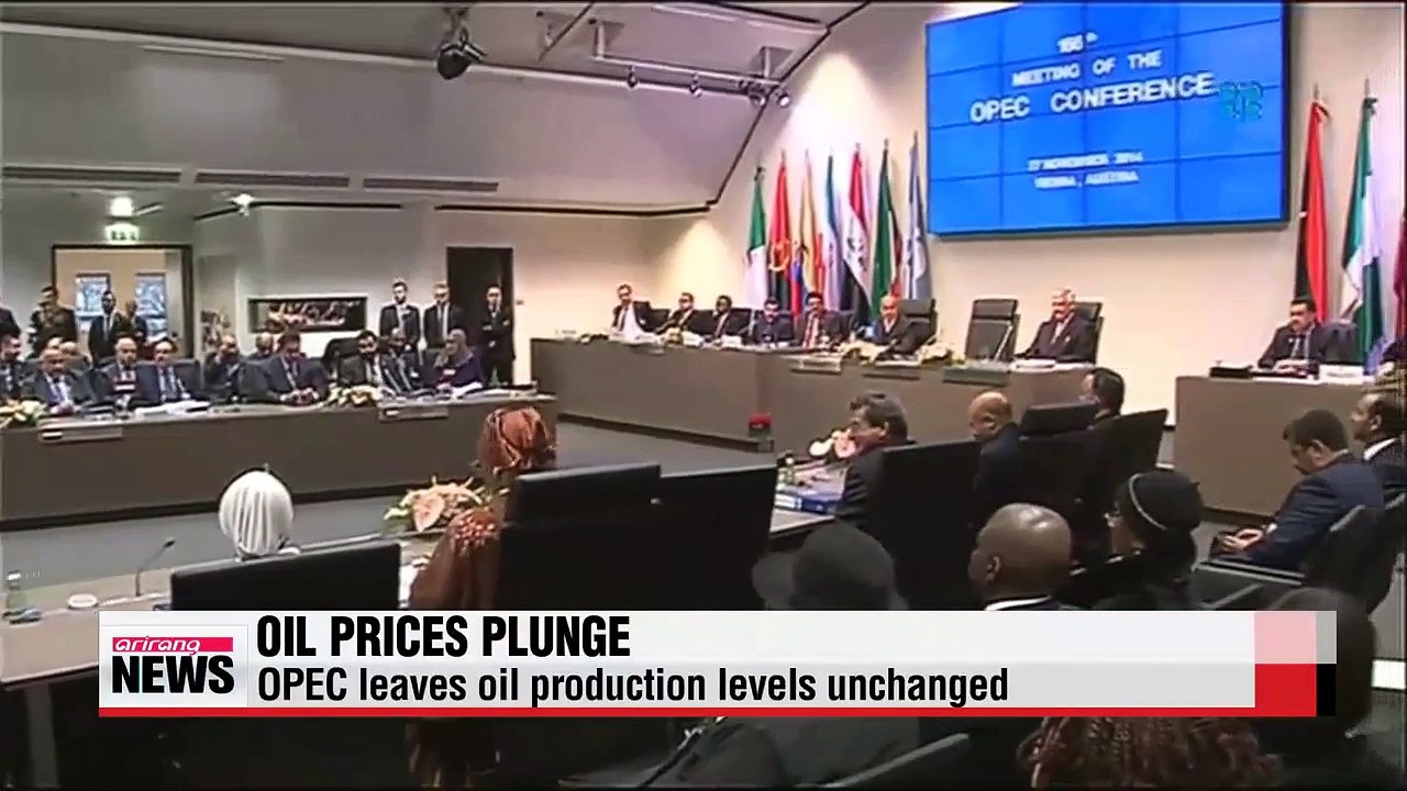 OPEC refuses to cut production, oil prices slump