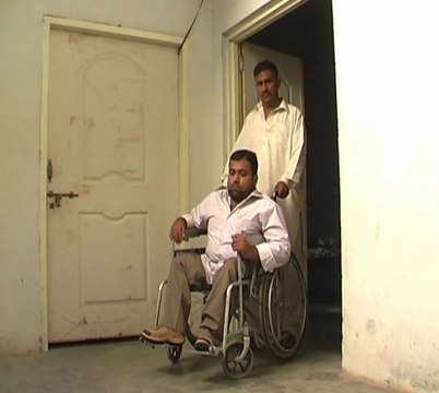 sarai alamgir arshad sina 2no tango se mazoor 10 pass gharib nojwan nokari ki talash mein srgarda