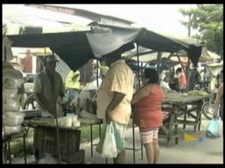 Comerciantes formam associação para resolver problemas da cidade