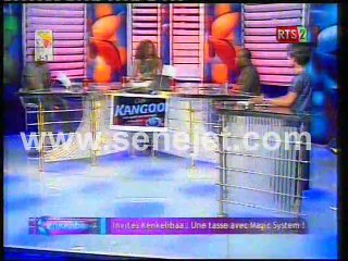 Le Magic System raille Abdou Diouf et les sénégalais lol !