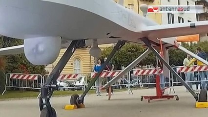 TG 27.11.14 L'occhio dei droni Predator per controllare stadi e manifestazioni