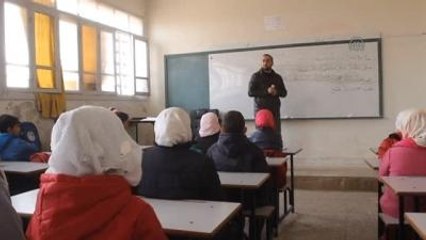 Bombalar Altında Eğitim (1)