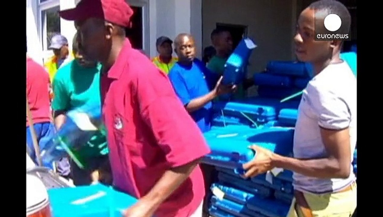 Namibia wählt in elektronischen Kabinen 'made in India'