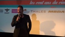 Cem Yılmaz 'Pek Yakında' Filminin Paris Gala Gecesinde Yine Çok Güldürdü