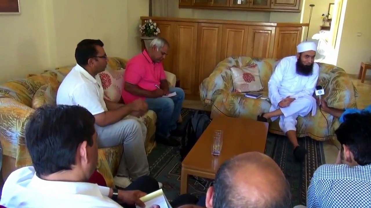 Maulana Tariq Jameel new 2013 Press Conference in Athens,Greece_2