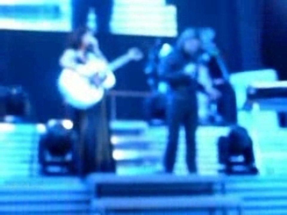 Nelly Furtado All Good Things [Olympia]