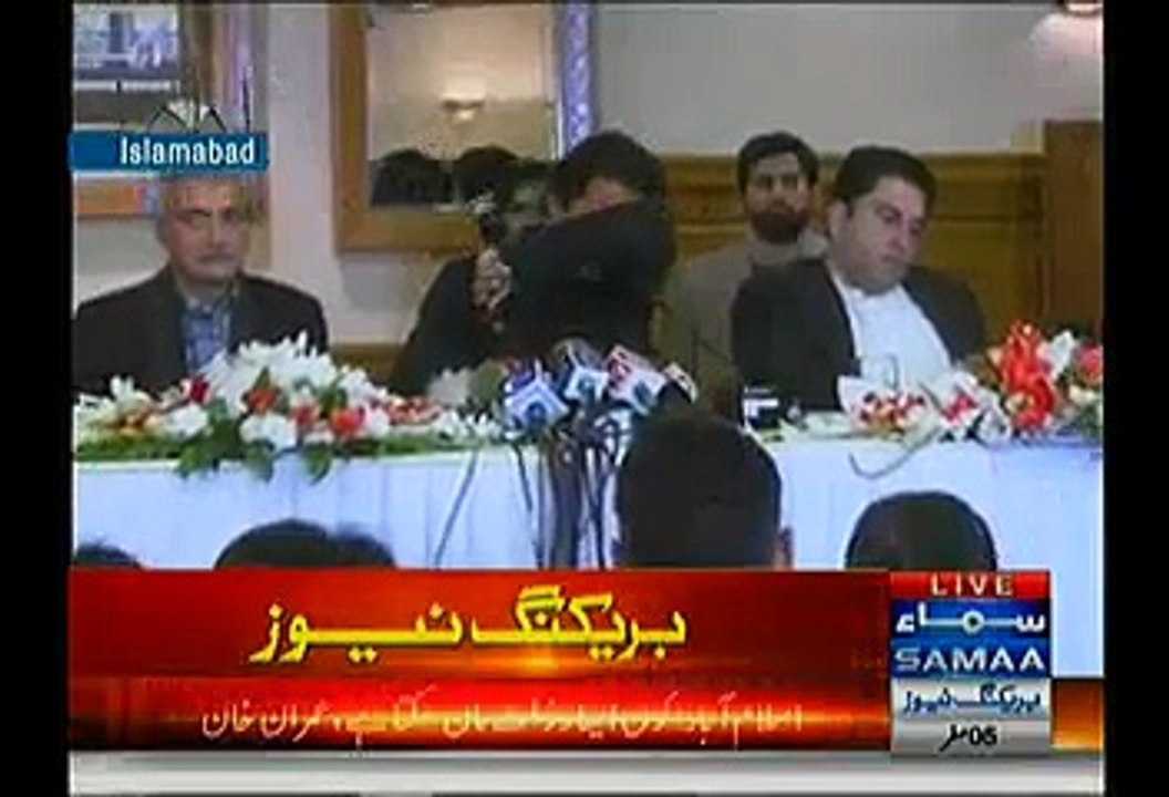 Imran Khan Answerd the Question Who is the Third Umpire