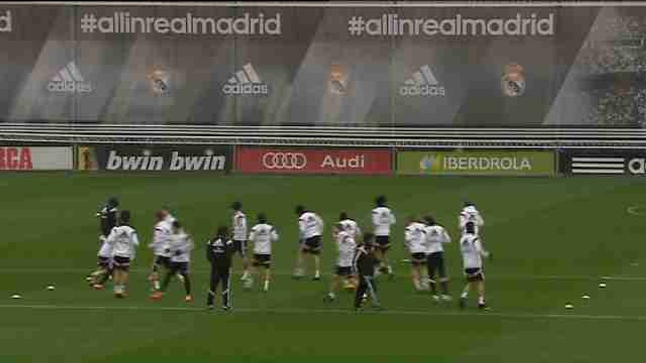 Injured Khedira finishes training early, to miss Malaga game