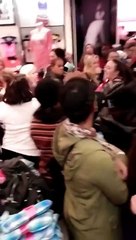 Crazy Black Friday 2014  : Girls Fight Over Underwear & Lingerie