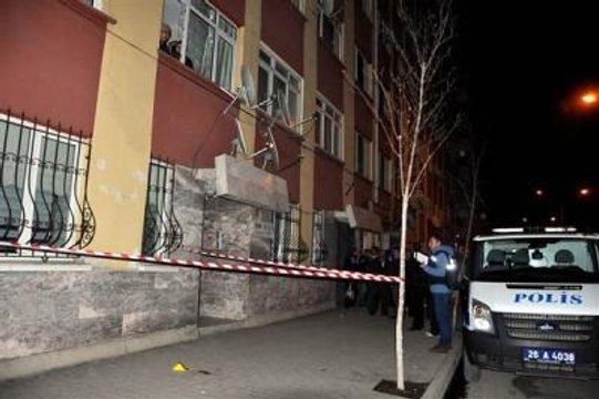 Temizlik İşçisi 7'inci Kattan Düşen Çocuğu Kurtardı