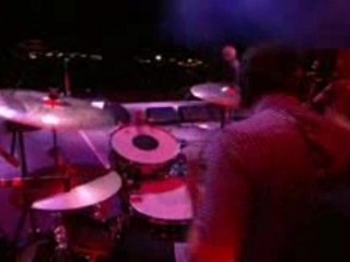 Oasis The Importance Of Being Idle  2005