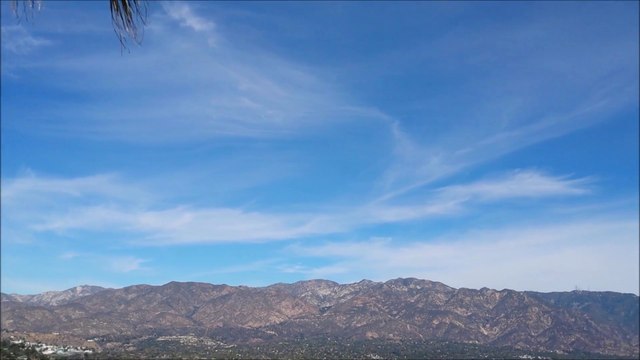 THANKSGIVING CHEMTRAILS: FOOTAGE THAT SHOWS CHEMTRAILS ALL ACROSS SOUTHERN CALIFORNIA