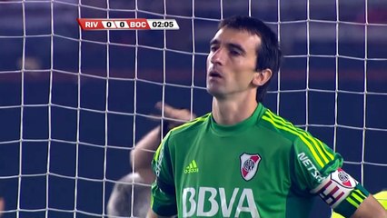 Sudamericana - Flashé au laser, il rate son pénalty