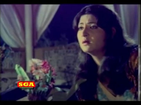 LOVE OF MID NIGHT CRYING FOR HIS.. ~ Aadi raat ko ye dunya waley jub khwabo mei kho jaatey hai ,tu mubahat ke rogi yaado ke chiragh jilatey hai ~ Aasia, Muhammad Ali and Waheed Murad Singer Ghulam Ali ,Film Tum Salamat Reho ~ Pakistani Urdu Hindi Songs
