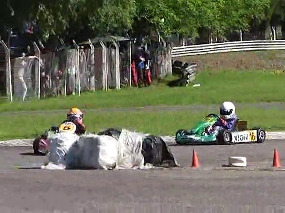 2014-11-23 - 110 CC Escuela - Final