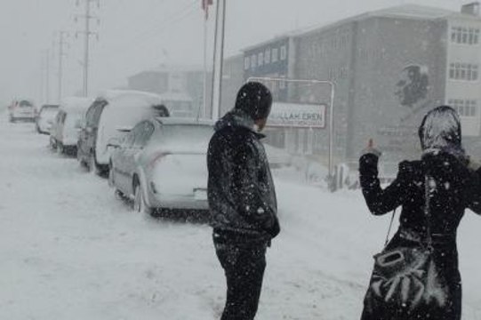 Meteoroloji'den Şiddetli Yağış Uyarısı