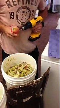 Wow How Amazing Daddy Peeling Apples