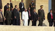 البابا فرنسيس يزور اسطنبول اليوم على خطى بنديكتوس السادس عشر