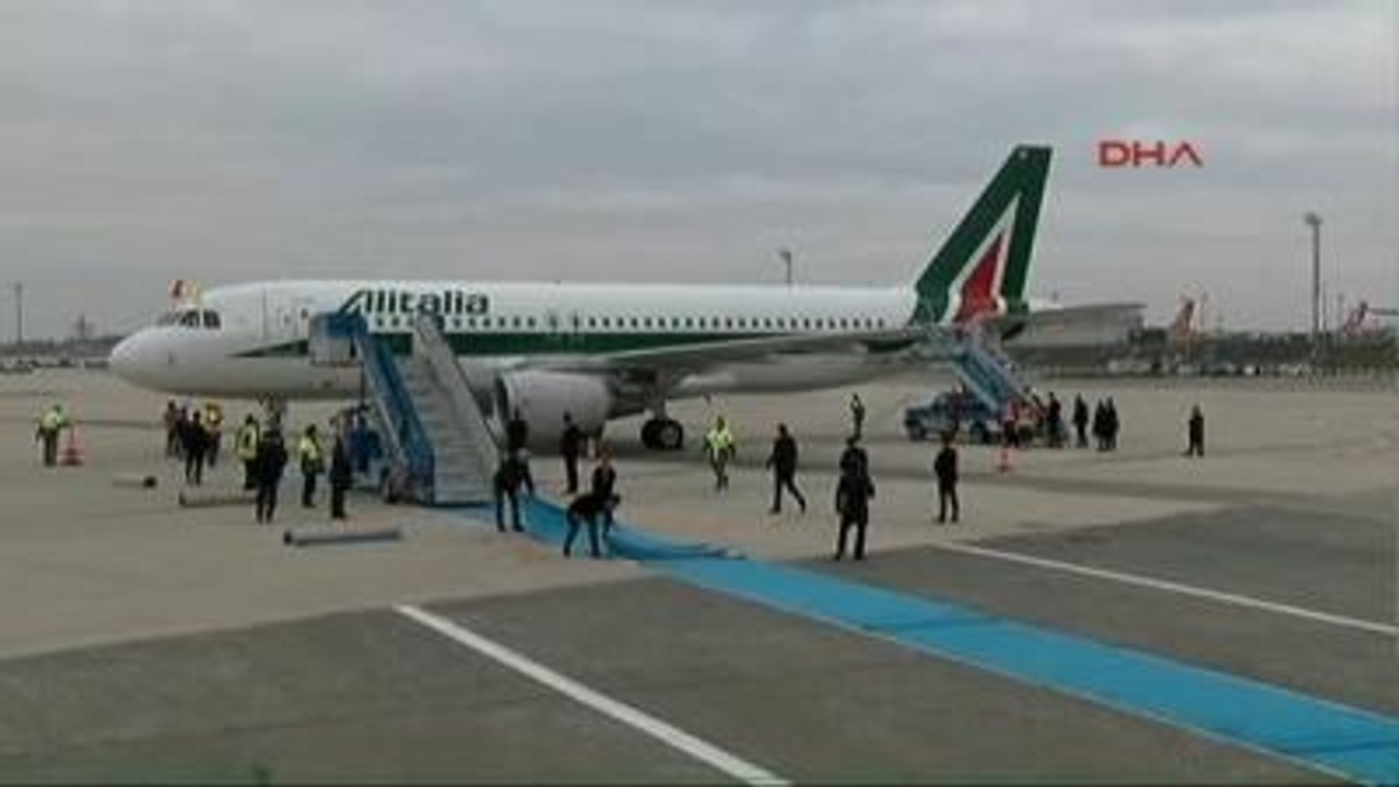 Papa Düşme Tehlikesi Geçirdi 1