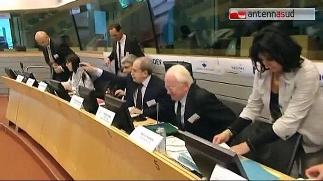 TG 28.11.14 Vendola lancia la Leopolda Rossa