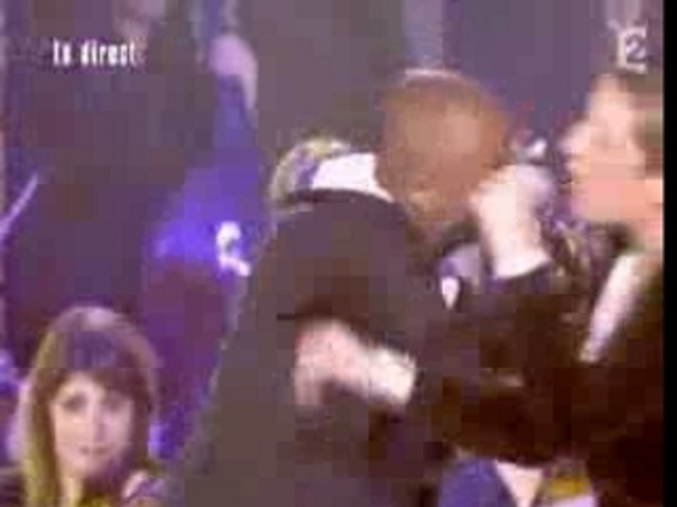 Jeune_De_Banlieue_Live-Disiz_Ft_Soprano_