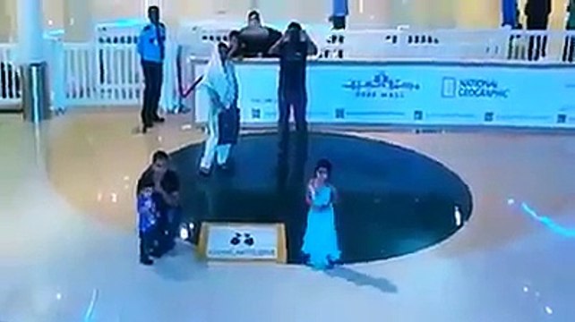 AMAZING MUST WATCH IT Its Amazing Must Watch & Share It