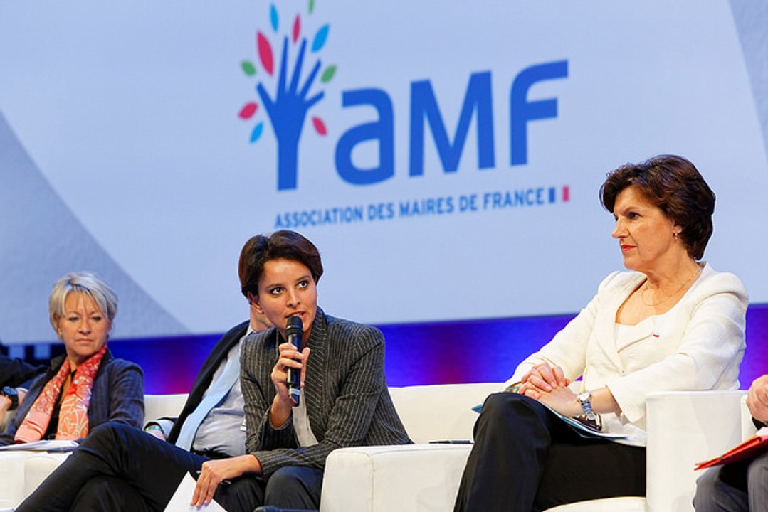 Fonds de soutien aux rythmes scolaires, salon de l'Éducation, congrès des maires, égalité filles-garçons, lutte contre les violences faites aux femmes... - Chronique hebdo n°13