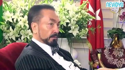 Adnan Oktar'dan kediciğe liseli benzetmesi