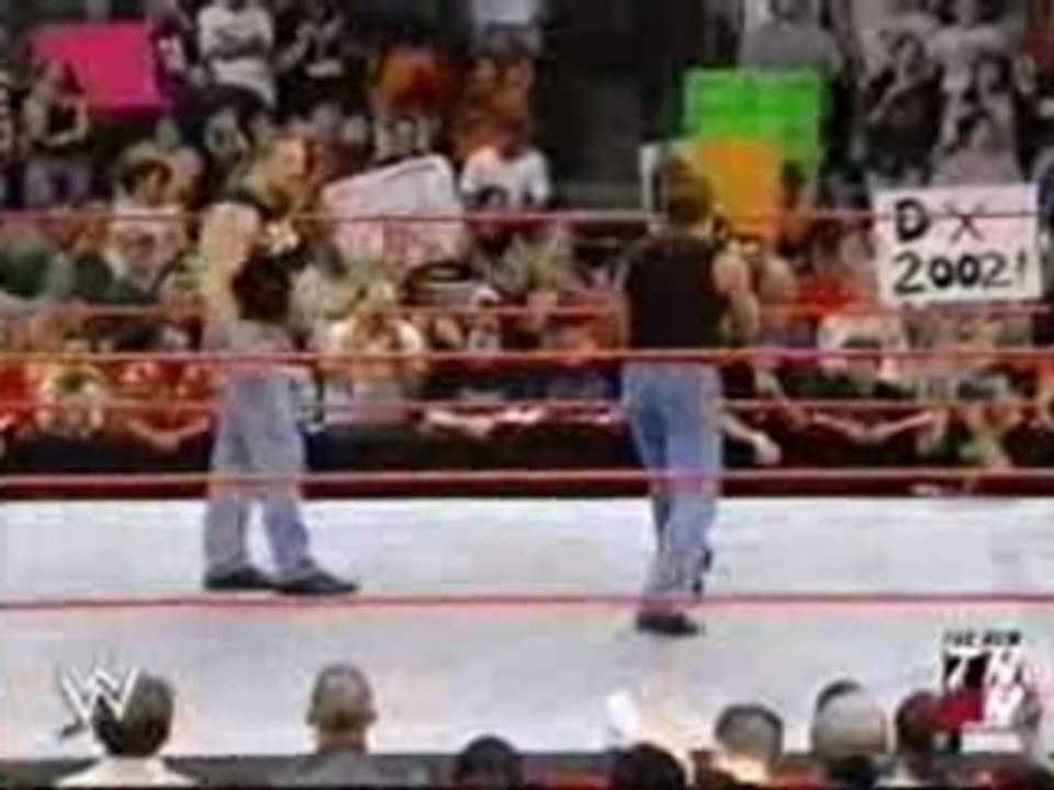WWE - DX reunion Triple H screws HBK