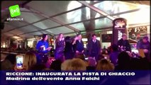 Inaugurata a Riccione la pista di ghiaccio più lunga d’Europa, madrina dell'evento Anna Falchi