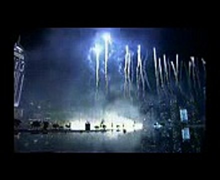 World's Tallest Building - Burj Khalifa (Burj Dubai) Grand Opening Fireworks Show - January 4_ 2010 - YouTube_mpeg4