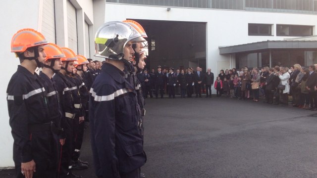 Les pompiers rendent hommages aux disparus