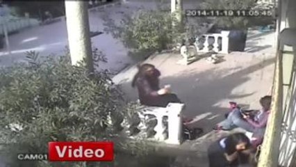 Okuldan Kaçıp Villaya Girdiler, Alem Yapıp Talan Ettiler