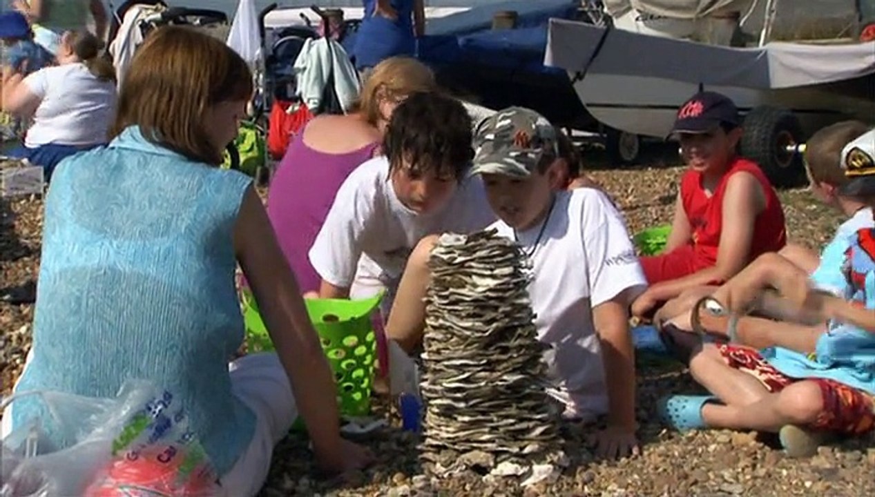 BBC Coast and Beyond S04E01 - Whitstable to the Isle of Wight