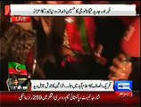 Hum Is 'GANJAY' Ko Yahan Se Nikal Ke Hi Jaenge:- Girl In PTI Jalsa