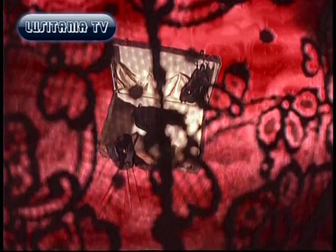 Tres Tristes Tigres O Mundo a Meus Pes Official Videoclip