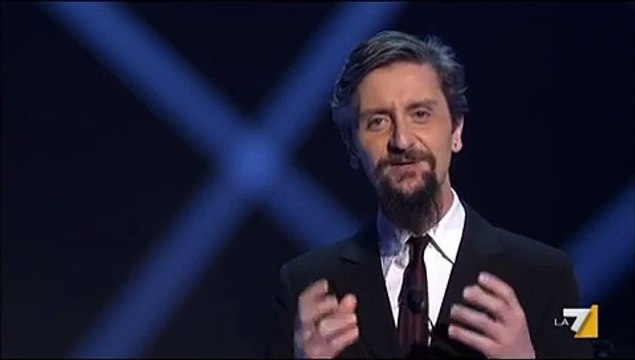 Ascanio Celestini Gramsci farebbe così Show must go Off 2012 03 31