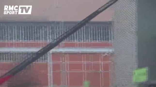 Football / Un incendie se déclenche à Geoffroy-Guichard - 30/11