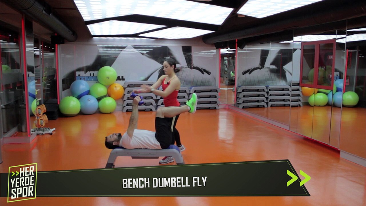 Göğüs Kaslarını Çalıştırmak için "Bench Dumbell Fly" - Her Yerde Spor