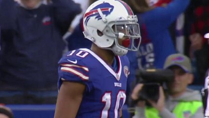 Woods hauls in 35-yard reception