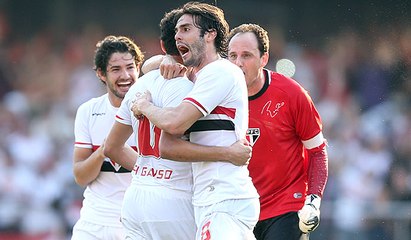 Kaká elogia Ganso e revela novo apelido do camisa 10