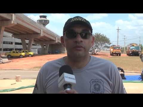 Robô vira estrela em simulado de bomba em Viracopos