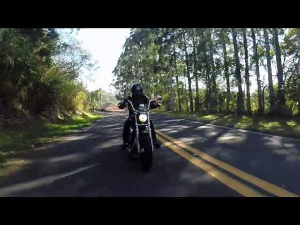 Canal Motor testa a Harley Davidson XL 1200 Custom CB 2014 vem com duas boas novidades