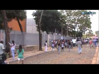 Adolescente de 13 anos engasga com bala e morre