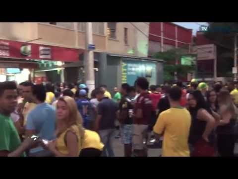 Estreia do Brasil na Copa: Torcida lota bares em Campinas