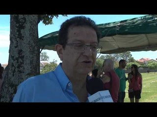 Parentes e amigos se despedem de Eustáquio Gomes