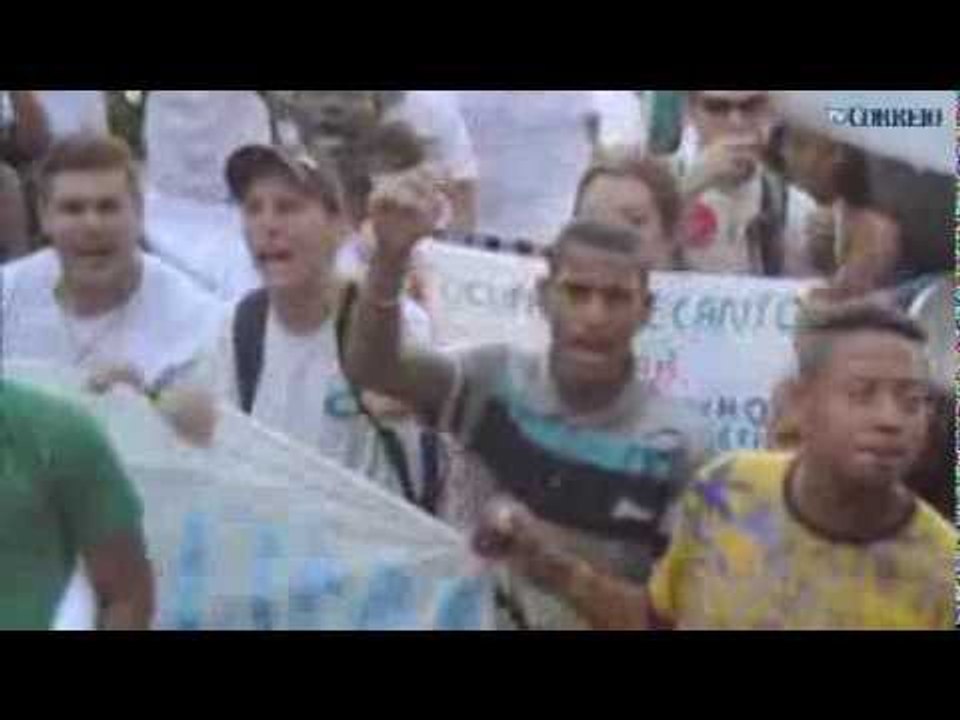 Abril 2013 - Invasores fazem protesto no Centro de Campinas