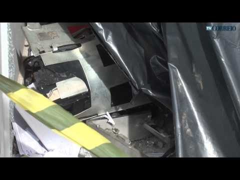 Bando explode caixas eletrônicos em Louveira