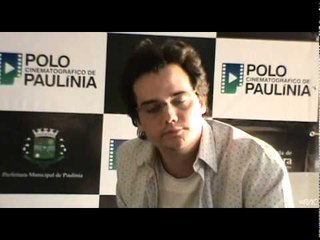 Wagner Moura fala sobre o filme A Cadeira do Pai