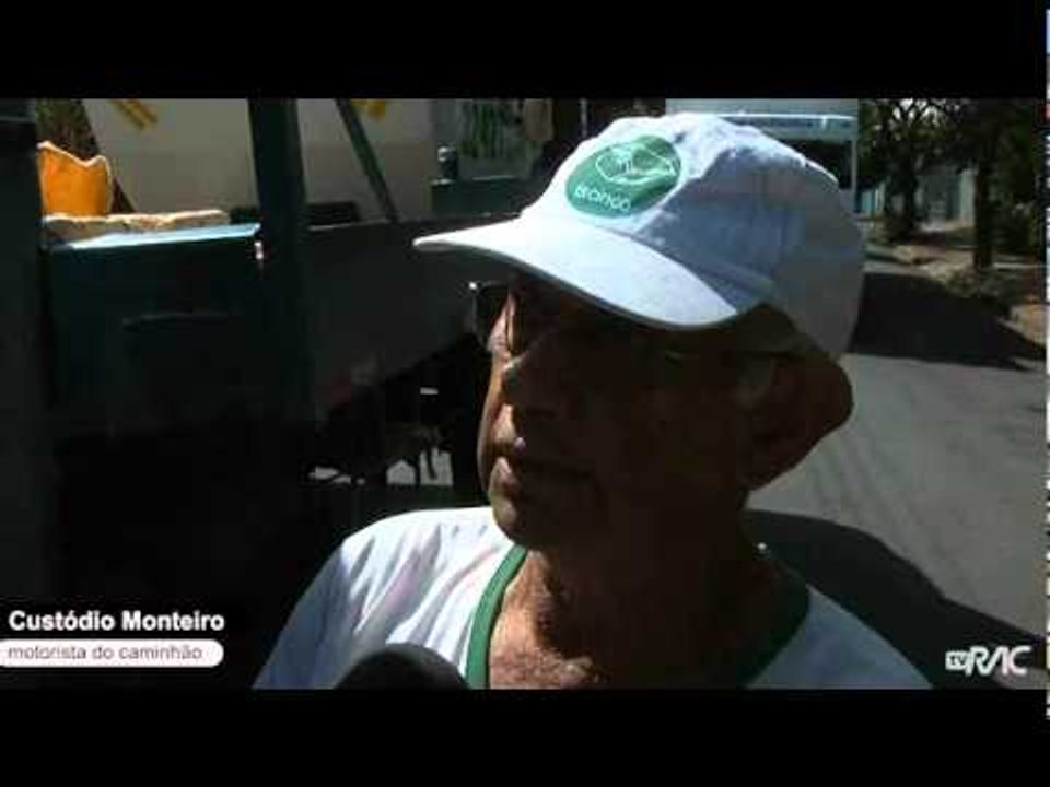 Árvore cai e atrapalha trânsito em Campinas